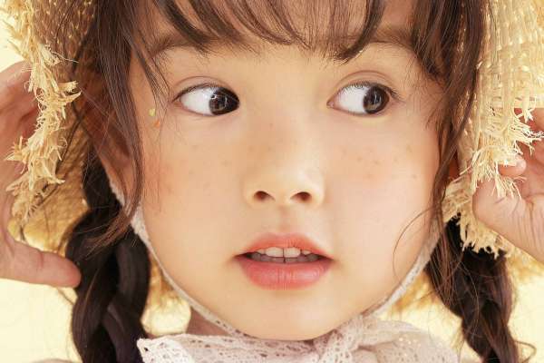【外景系列】·3个主题·3套服装·30张精修·拍摄60分钟