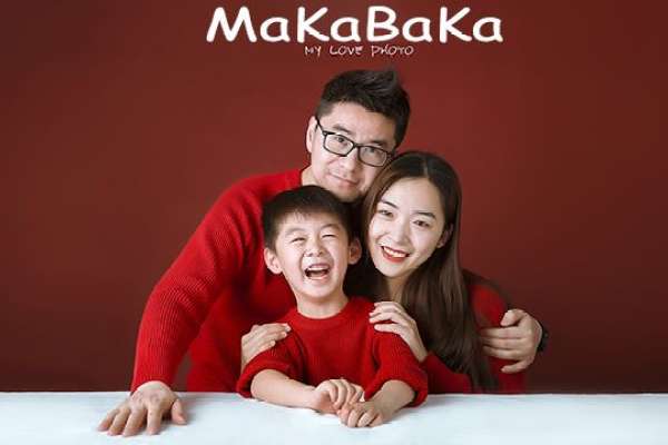 2个主题·6套服装·18张精修·拍摄90分钟