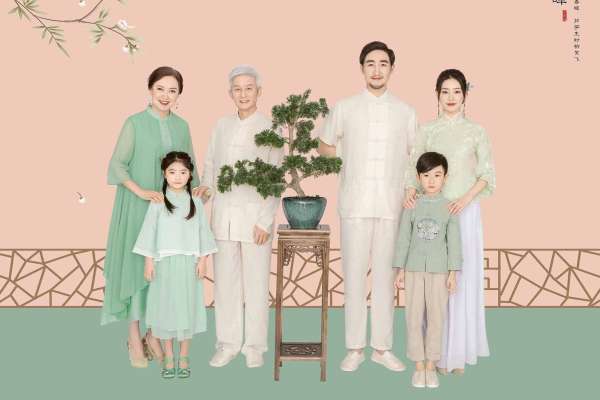 【亲子照】·92个主题·4套服装·23张精修·拍摄120分钟
