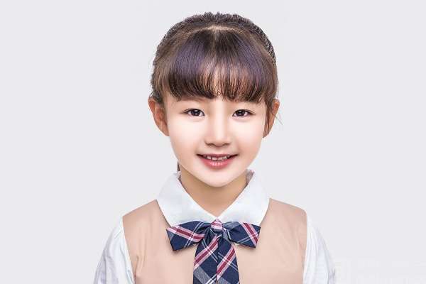 【证件照】·1套服装·1张精修