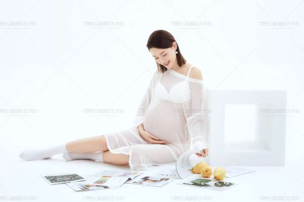 2个主题·2套服装·15张精修·拍摄120分钟