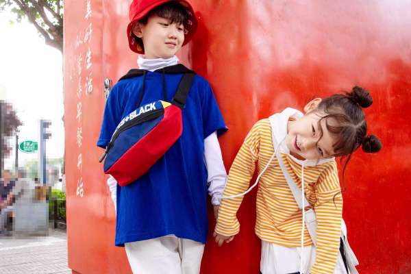 【宝宝照】·6个主题·6套服装·22张精修·拍摄150分钟