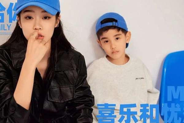 【亲子照】·3个主题·3套服装·20张精修·拍摄100分钟
