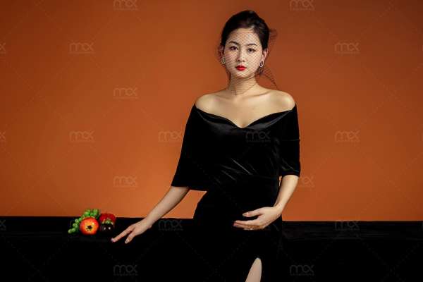 【孕妇照】·2个主题·2套服装·10张精修·拍摄150分钟