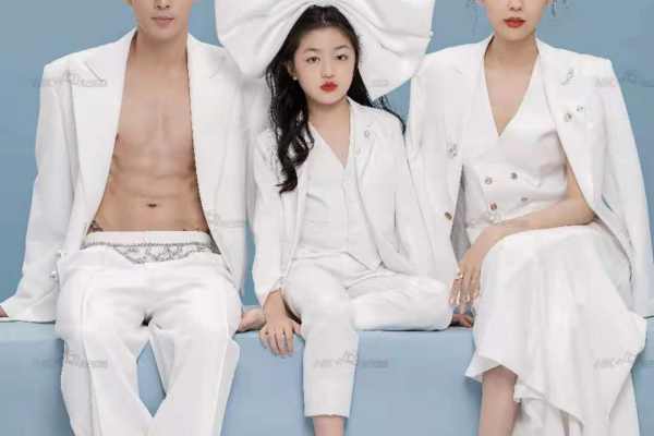 【儿童摄影】·1个主题·2套服装·28张精修·拍摄150分钟