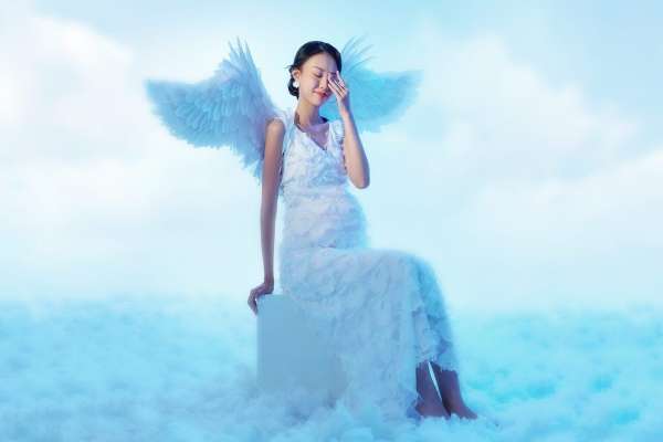 【孕妇照】·2个主题·2套服装·16张精修·拍摄90分钟