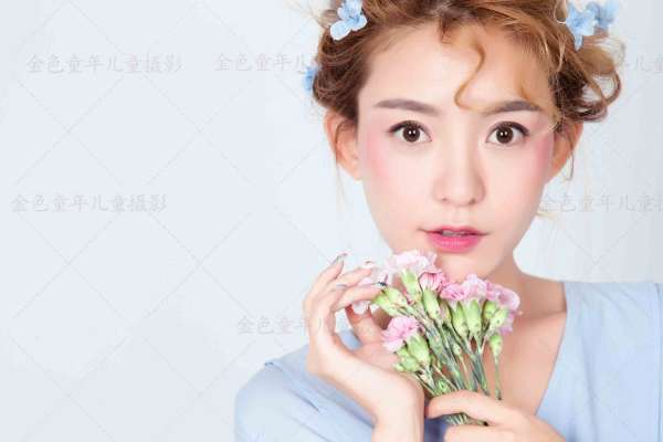 【孕妇照】·2个主题·2套服装·10张精修·拍摄90分钟