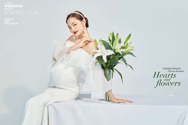 【孕妇照】·3套服装·18张精修·拍摄120分钟