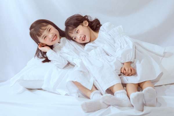 【宝宝照】·2个主题·6套服装·38张精修·拍摄90分钟
