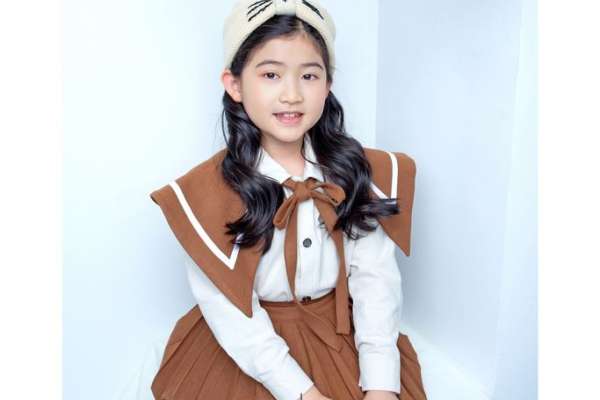 1个主题·2套服装·20张精修·拍摄60分钟
