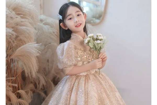 【儿童摄影】·1个主题·1套服装·0张精修·拍摄10分钟