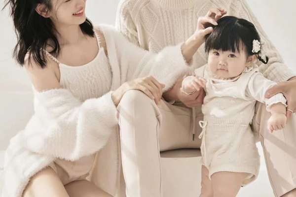 2个主题·2套服装·15张精修·拍摄180分钟