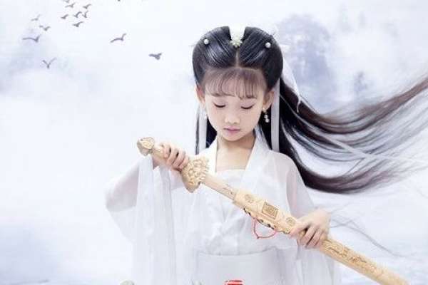【儿童摄影】·3个主题·3套服装·22张精修·拍摄60分钟