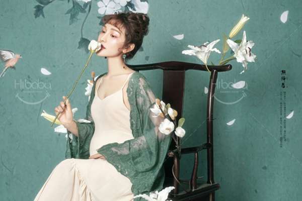 【孕妇照】·1个主题·2套服装·10张精修·拍摄120分钟