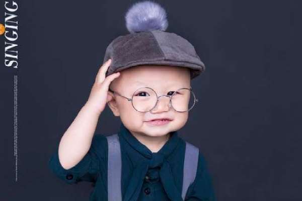 【儿童摄影】·3套服装·12张精修·拍摄60分钟