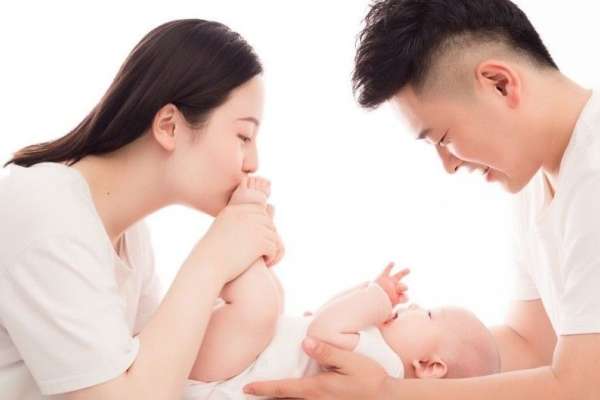 3个主题·3套服装·26张精修·拍摄120分钟