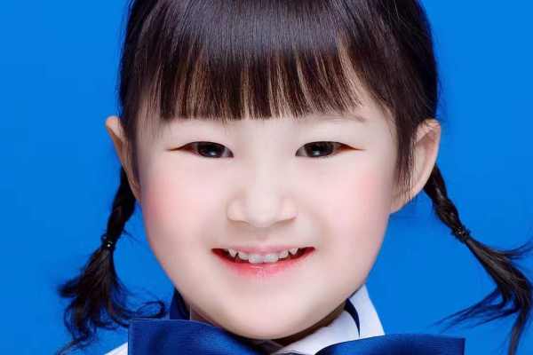 【证件照】·1套服装·1张精修