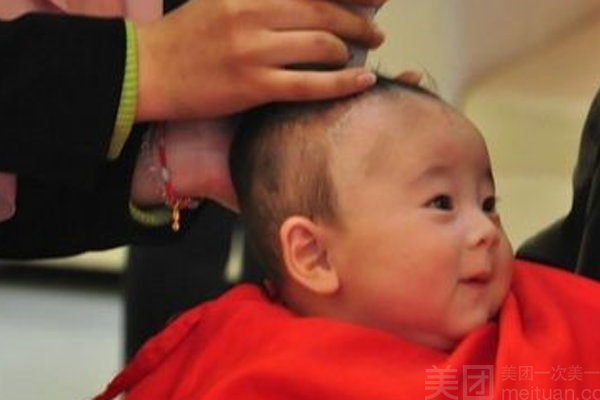 【宝宝照】·1个主题·1套服装·0张精修·拍摄1分钟