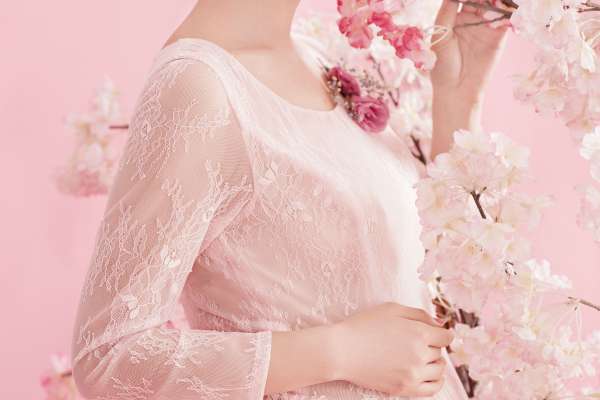 【孕妇照】·3个主题·3套服装·16张精修·拍摄90分钟