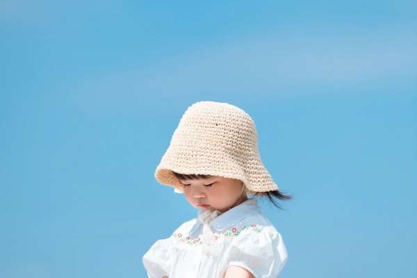 【亲子照】·3个主题·3套服装·26张精修·拍摄120分钟