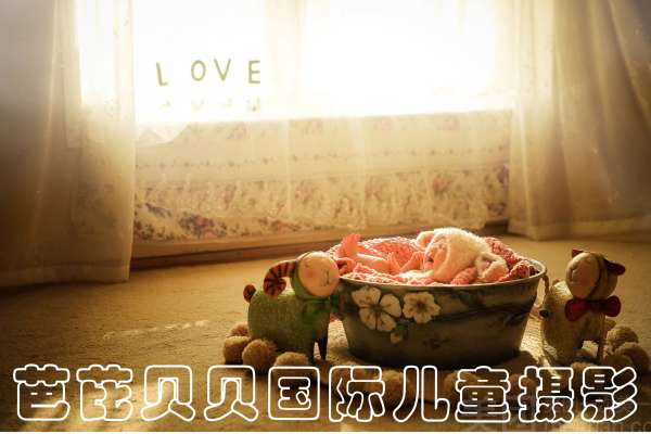 【宝宝照】·2个主题·2套服装·10张精修·拍摄90分钟