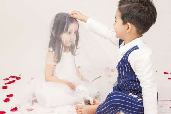 【宝宝照】·6个主题·5套服装·25张精修·拍摄90分钟