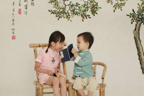【儿童摄影】·4个主题·4套服装·28张精修·拍摄100分钟