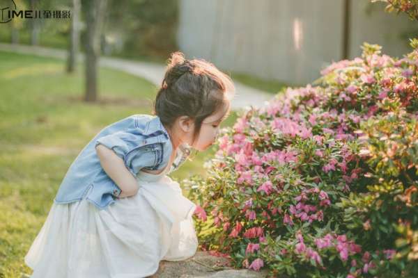 【纪实系列】·3个主题·3套服装·18张精修·拍摄90分钟
