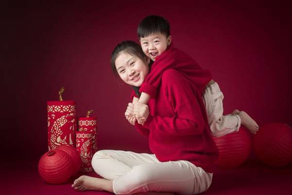 【儿童摄影】·4个主题·4套服装·28张精修·拍摄120分钟