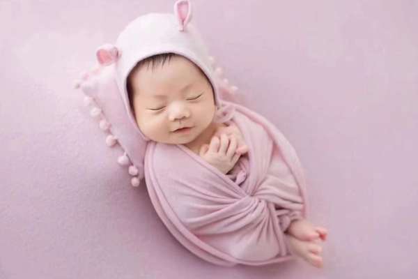 【满月照】·2个主题·2套服装·4张精修·拍摄60分钟