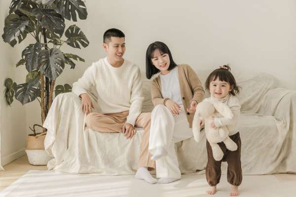4个主题·4套服装·18张精修·拍摄120分钟