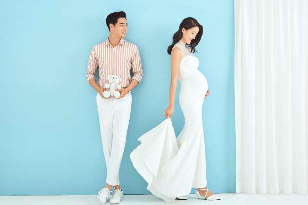 【孕妇照】·2个主题·2套服装·15张精修·拍摄300分钟
