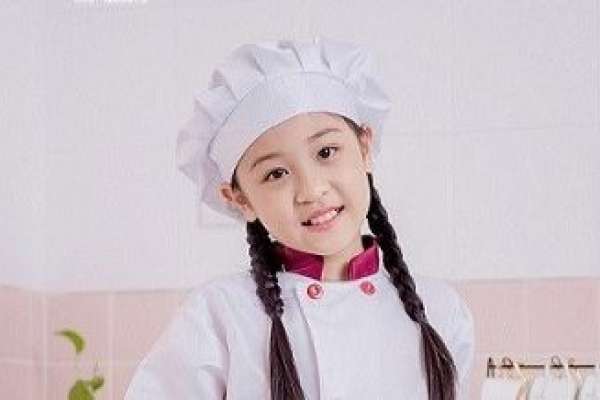 【儿童摄影】·2个主题·2套服装·12张精修·拍摄240分钟