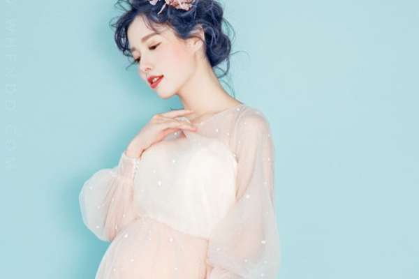 2个主题·4套服装·3张精修·拍摄60分钟