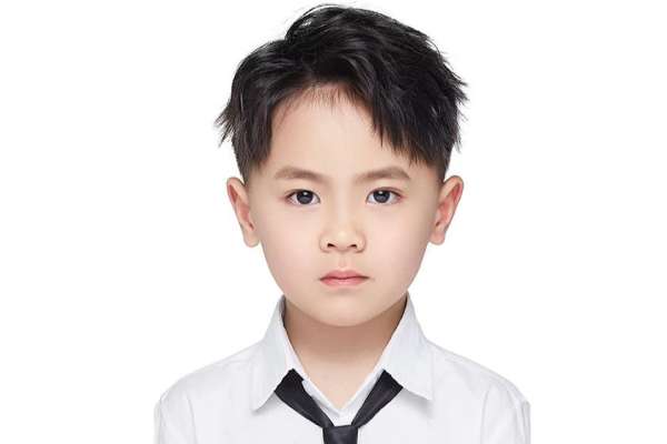 【证件照】·1套服装·1张精修