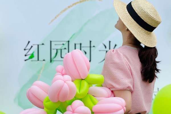 【生日照】·1个主题·0套服装·15张精修·拍摄120分钟