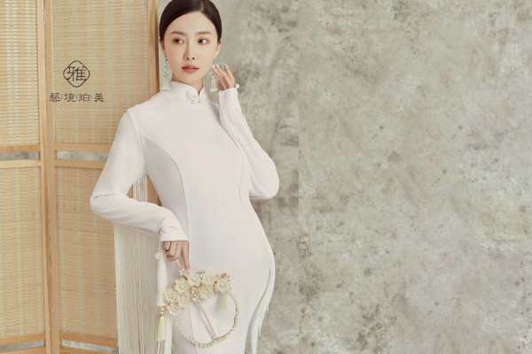 2个主题·2套服装·14张精修·拍摄120分钟