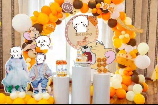【周岁照】·1个主题·1套服装·30张精修·拍摄120分钟
