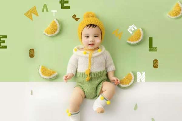 【百天照】·4套服装·24张精修·拍摄120分钟