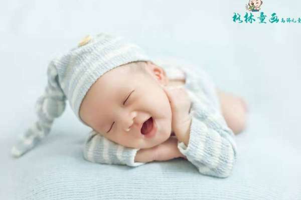 3个主题·3套服装·22张精修·拍摄120分钟