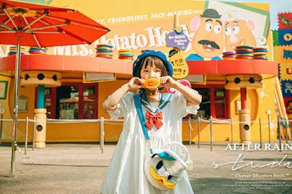 【新生儿】·1个主题·2套服装·18张精修·拍摄120分钟