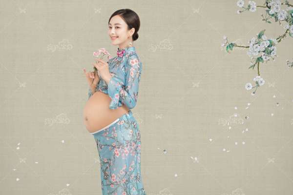 【孕妇照】·2个主题·2套服装·6张精修·拍摄90分钟
