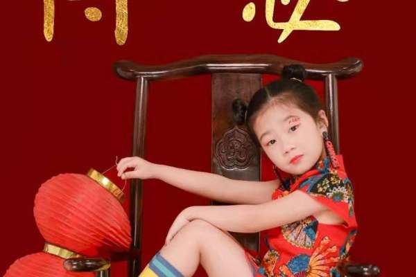 【儿童摄影】·1个主题·1套服装·5张精修·拍摄30分钟
