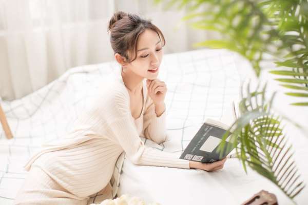 【孕妇照】·2个主题·2套服装·15张精修·拍摄90分钟
