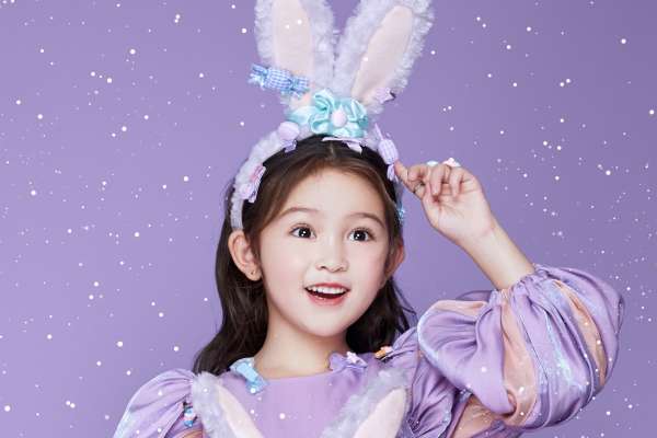 【儿童摄影】·4个主题·4套服装·25张精修·拍摄60分钟