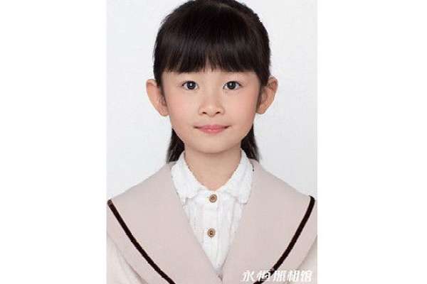 【证件照】·1套服装·1张精修