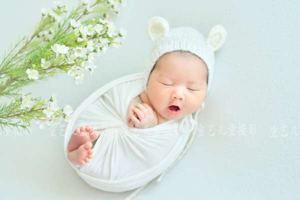 【上门拍】·1个主题·3套服装·1张精修·拍摄60分钟