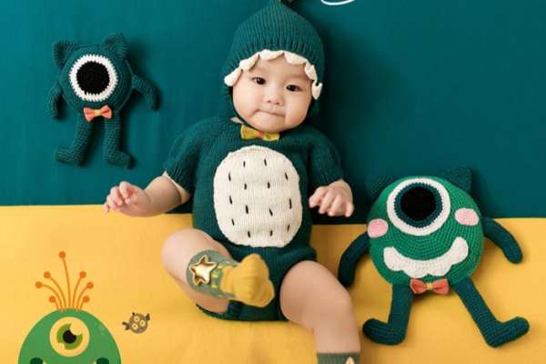 【新生儿】·3个主题·3套服装·20张精修·拍摄120分钟