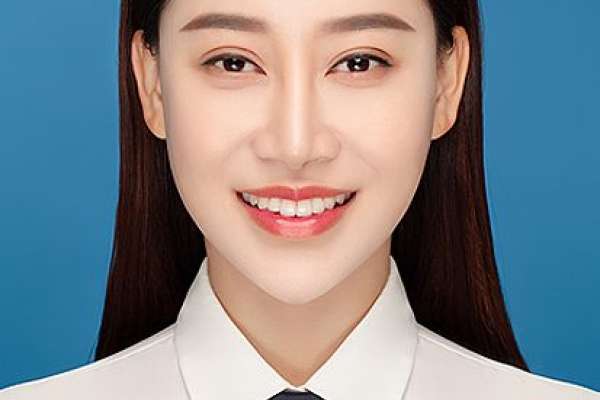 【证件照】·1套服装·1张精修