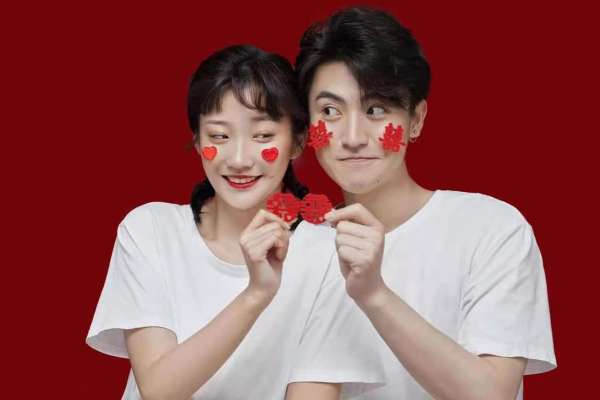 【结婚登记照】·1套服装·1张精修